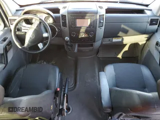 2018 Mercedes-Benz Sprinter Passenger with VIN WDZPE8CD8JP591801, listed as a Copart auction lot 80047153 with 199,286 mi miles. Bid and sale history available at carsss.com. Image 8.