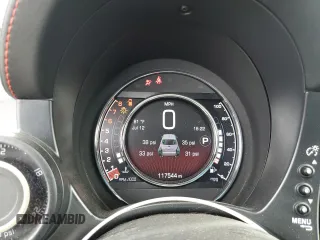 2017 FIAT 500 Abarth z VIN 3C3CFFFH8HT621291, wystawiony jako Copart lot #63133054 z przebiegiem 117 544 mil mil oraz Szkody całkowita. Historia ofert i sprzedaży dostępna na DreamBid. Obrazek 9.