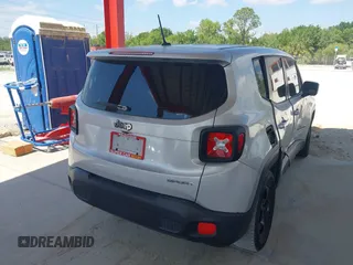 2016 Jeep Renegade Sport with VIN ZACCJAAT4GPD76634, listed as a IAAI auction lot 41793007 with 143,716 mi miles and . Bid and sale history available at carsss.com. Image 4.