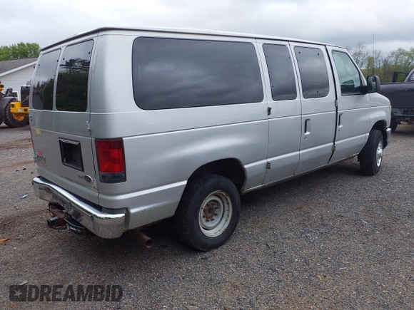 2011 Ford Econoline Passenger XL with VIN 1FBNE3BL0BDB03743, listed as a IAAI auction lot 42182175 with 155,569 mi miles. Bid and sale history available at carsss.com. Image 4.