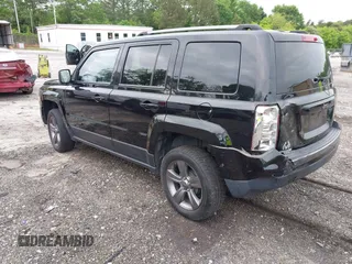 2016 Jeep Patriot Sport with VIN 1C4NJPBA4GD806542, listed as a IAAI auction lot 42130045 with 93,604 mi miles and . Bid and sale history available at DreamBid. Image 3.