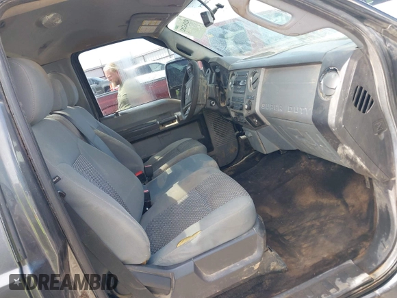 2015 Ford F-250 XLT with VIN 1FTBF2B67FED53156, listed as a IAAI auction lot 42163282 with 84,013 mi miles and . Bid and sale history available at DreamBid. Image 5.