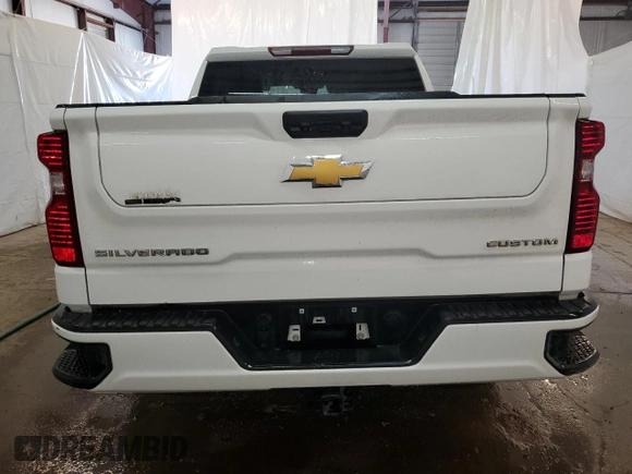 2024 Chevrolet Silverado 1500 Custom with VIN 3GCPABEKXRG318461, listed as a Copart auction lot 46946065 with 13,521 mi miles and Clean Title. Bid and sale history available at DreamBid. Image 6.
