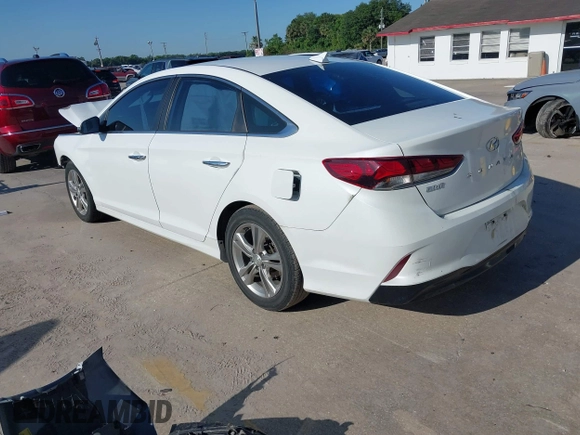 2018 Hyundai Sonata SEL with VIN 5NPE34AF1JH598725, listed as a IAAI auction lot 41988797 with 133,927 mi miles and . Bid and sale history available at carsss.com. Image 3.