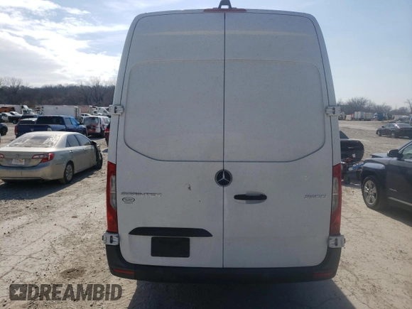 2021 Mercedes-Benz Sprinter with VIN W1Y4EDHY1MT059255, listed as a Copart auction lot 44941404 with 350,725 mi miles and Salvage Title. Bid and sale history available at DreamBid. Image 6.