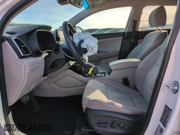 2019 Hyundai Tucson Sport z VIN KM8J3CAL7KU871099, wystawiony jako Copart lot #87232004 z przebiegiem 92 338 mil mil oraz Szkoda całkowita • Salvage title. Historia ofert i sprzedaży dostępna na DreamBid. Obrazek 7.