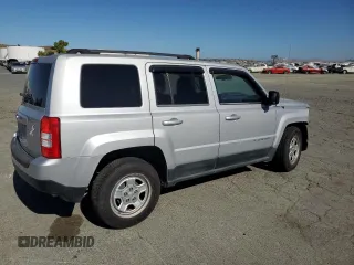 2011 Jeep Patriot Sport with VIN 1J4NT1GA4BD178100, listed as a Copart auction lot 60337705 with 97,455 mi miles and Salvage title. Bid and sale history available at DreamBid. Image 3.