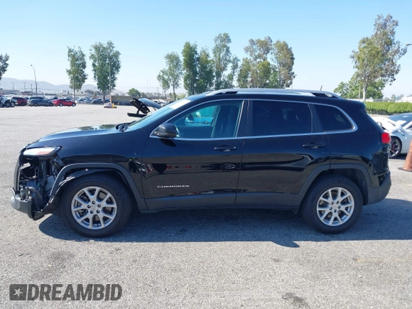 2017 Jeep Cherokee Latitude with VIN 1C4PJMCB3HW605381, listed as a IAAI auction lot 42217633 with 115,055 mi miles and . Bid and sale history available at DreamBid. Image 14.