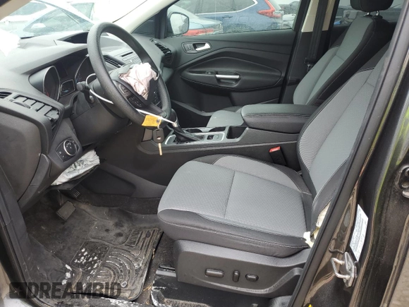 2017 Ford Escape SE with VIN 1FMCU0G98HUE35046, listed as a Copart auction lot 50996105 with 60,765 mi miles and Salvage Title. Bid and sale history available at DreamBid. Image 7.