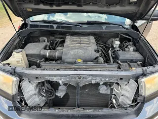 2012 Toyota Tundra with VIN 5TFEM5F12CX043550, listed as a Copart auction lot 66757495 with 241,901 mi miles and Clean title. Bid and sale history available at DreamBid. Image 7.