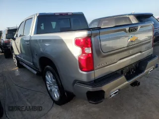 2024 Chevrolet Silverado 1500 High Country with VIN 1GCUDJEL5RZ310359, listed as a Copart auction lot 77146214 with 1,581 mi miles and Non Repairable. Bid and sale history available at DreamBid. Image 2.
