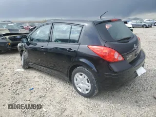 2011 Nissan Versa S z VIN 3N1BC1CP0BL369254, wystawiony jako Copart lot #51347595 z przebiegiem 131 860 mil mil oraz Szkoda całkowita • Salvage title. Historia ofert i sprzedaży dostępna na DreamBid. Obrazek 2.