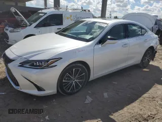 2023 Lexus ES with VIN 58ADA1C1XPU028551, listed as a Copart auction lot 47043315 with 25,088 mi miles and Salvage Title. Bid and sale history available at carsss.com. Image 1.