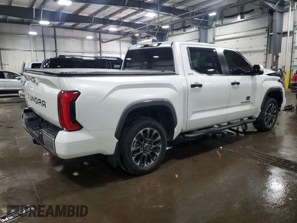 2024 Toyota Tundra Limited z VIN 5TFJA5DB0RX234749, wystawiony jako Copart lot #56183955 z przebiegiem 16 680 mil mil oraz Szkoda całkowita • Salvage title. Historia ofert i sprzedaży dostępna na DreamBid. Obrazek 3.
