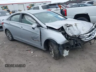 2013 Hyundai Sonata SE z VIN 5NPEC4AC2DH519332, wystawiony jako IAAI lot #41757768 z przebiegiem 176 849 mil mil oraz . Historia ofert i sprzedaży dostępna na DreamBid. Obrazek 1.
