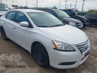 2014 Nissan Sentra SR z VIN 3N1AB7AP1EL653064, wystawiony jako IAAI lot #42355616 z przebiegiem 82 699 mil mil oraz . Historia ofert i sprzedaży dostępna na DreamBid. Obrazek 1.