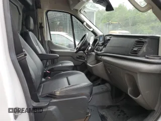 2023 Ford Transit Cargo с VIN 1FTBR1C87PKA31959, выставлен на аукционе Copart как лот 51645315 с пробегом 39 150 миль миль и На запчасти • Non repairable. История ставок и продаж доступна на DreamBid. Изображение 10.