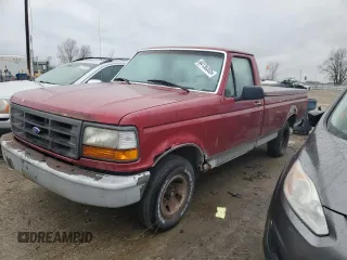 1995 Ford F-150 with VIN 1FTDF15Y6SLB57439, listed as a Copart auction lot 44136335 with 186,438 mi miles and Clean Title. Bid and sale history available at carsss.com. Image 1.
