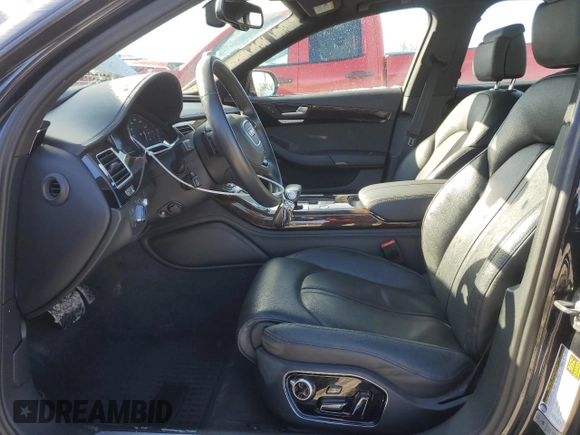 2018 Audi A8 z VIN WAU44AFD7JN000195, wystawiony jako Copart lot #42916214 z przebiegiem 181 353 mil mil oraz . Historia ofert i sprzedaży dostępna na DreamBid. Obrazek 7.