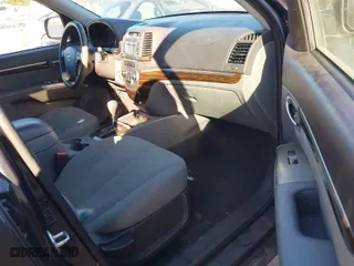 2011 Hyundai Santa Fe GLS with VIN 5XYZG3AB5BG067744, listed as a IAAI auction lot 41562092 with 193,617 mi miles. Bid and sale history available at carsss.com. Image 5.
