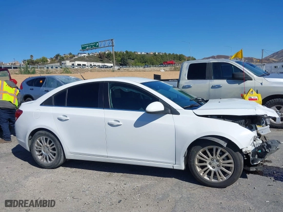 2014 Chevrolet Cruze ECO with VIN 1G1PJ5SB4E7275398, listed as a IAAI auction lot 41562184 with 82,481 mi miles. Bid and sale history available at carsss.com. Image 13.