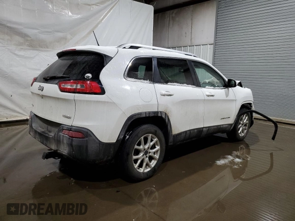 2015 Jeep Cherokee Latitude with VIN 1C4PJMCB8FW515186, listed as a Copart auction lot 44016125 with 165,357 mi miles and Non Repairable. Bid and sale history available at carsss.com. Image 3.