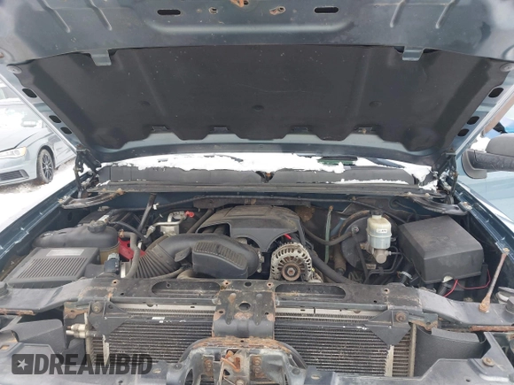 2010 Chevrolet Silverado 1500 LS with VIN 1GCSCREA9AZ277314, listed as a IAAI auction lot 41342738 with 237,262 mi miles. Bid and sale history available at carsss.com. Image 10.