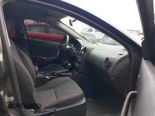 2007 Pontiac G6 G6 z VIN 1G2ZG58N674144370, wystawiony jako IAAI lot #42367124 z przebiegiem 120 838 mil mil oraz . Historia ofert i sprzedaży dostępna na DreamBid. Obrazek 5.