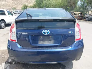 2015 Toyota Prius Four with VIN JTDKN3DU0F0460986, listed as a IAAI auction lot 42153819 with 148,479 mi miles. Bid and sale history available at carsss.com. Image 16.
