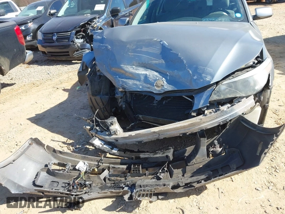 2006 BMW 5 Series 530xi with VIN WBANN73596CN03330, listed as a IAAI auction lot 41649814 with 209,815 mi miles and . Bid and sale history available at carsss.com. Image 6.