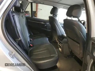 2016 BMW X5 xDrive35i z VIN 5UXKR0C56G0S93904, wystawiony jako Copart lot #53117335 z przebiegiem 95 191 mil mil oraz Szkody całkowita. Historia ofert i sprzedaży dostępna na DreamBid. Obrazek 11.