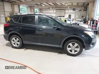 2013 Toyota RAV4 XLE with VIN 2T3WFREV0DW043014, listed as a IAAI auction lot 42357148 with 189,090 mi miles and . Bid and sale history available at DreamBid. Image 13.