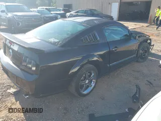 2005 Ford Mustang GT Deluxe with VIN 1ZVHT82H455205677, listed as a IAAI auction lot 42651512 with 221,876 mi miles and . Bid and sale history available at DreamBid. Image 4.