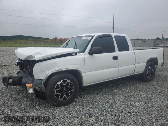 2006 Chevrolet Silverado 1500 Work Truck with VIN 1GCEC19X56Z141511, listed as a Copart auction lot 71197574 with 220,241 mi miles and Non Repairable. Bid and sale history available at carsss.com. Image 1.