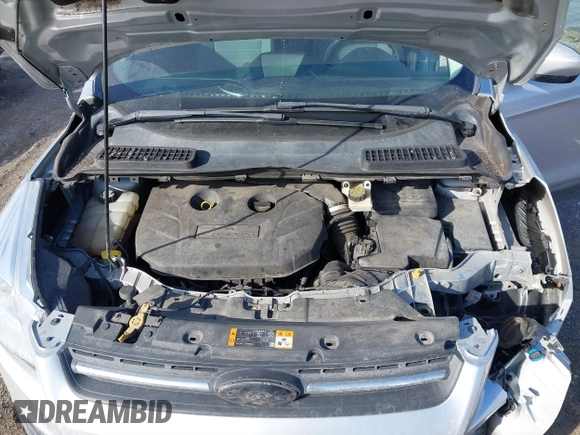 2013 Ford Escape SE with VIN 1FMCU9G98DUD51808, listed as a IAAI auction lot 41527022 with 141,471 mi miles. Bid and sale history available at carsss.com. Image 10.
