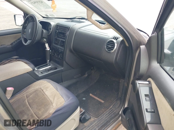 2008 Ford Explorer Sport Trac XLT with VIN 1FMEU51EX8UB04044, listed as a IAAI auction lot 42155823 with 142,847 mi miles and . Bid and sale history available at DreamBid. Image 5.