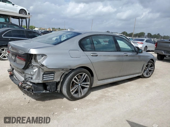 2021 BMW 7 Series 750i xDrive with VIN WBA7U2C07MCE92993, listed as a Copart auction lot 47550495 with 34,985 mi miles and Non repairable. Bid and sale history available at DreamBid. Image 3.