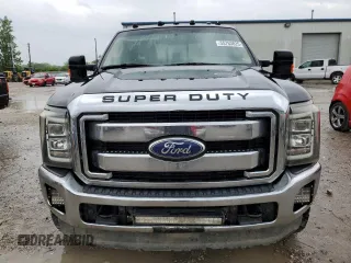 2011 Ford F-350 XL with VIN 1FT8W3BT3BEA90065, listed as a Copart auction lot 55763825 with 394,704 mi miles and Salvage title. Bid and sale history available at DreamBid. Image 5.