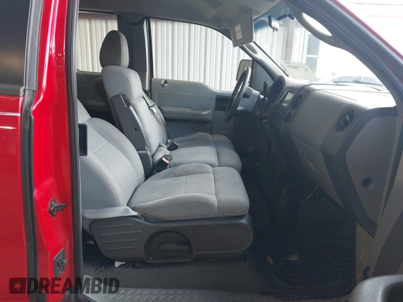 2006 Ford F-150 STX с VIN 1FTRX14W36FA53269, выставлен на аукционе IAAI как лот 42770028 с пробегом 233 959 миль миль и . История ставок и продаж доступна на DreamBid. Изображение 5.