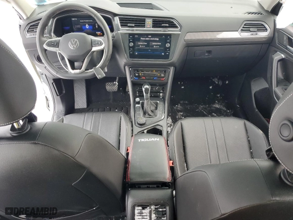 2022 Volkswagen Tiguan SE with VIN 3VV2B7AX5NM152997, listed as a Copart auction lot 46815335 with 24,666 mi miles and Salvage Title. Bid and sale history available at carsss.com. Image 8.