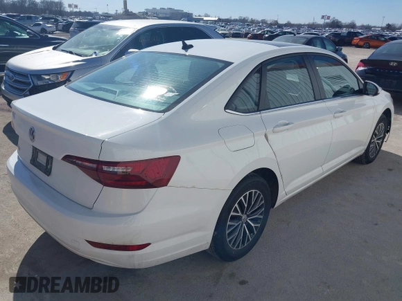 2021 Volkswagen Jetta S z VIN 3VWC57BU0MM070993, wystawiony jako IAAI lot #41650935 z przebiegiem 58 683 mil mil oraz . Historia ofert i sprzedaży dostępna na DreamBid. Obrazek 4.