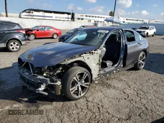 2022 BMW 3 Series 330i with VIN 3MW5R1J01N8C41916, listed as a Copart auction lot 89118305 with 20,149 mi miles and Salvage Title. Bid and sale history available at carsss.com. Image 1.