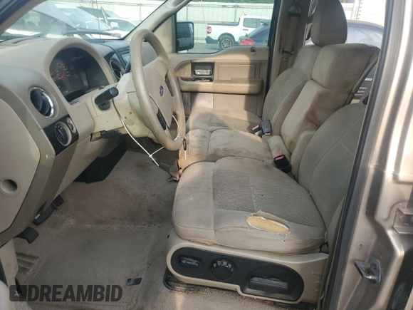 2006 Ford F-150 XLT с VIN 1FTRW12W36KD64701, выставлен на аукционе Copart как лот 57050095 с пробегом 197 089 миль миль и Списание • Salvage title. История ставок и продаж доступна на DreamBid. Изображение 7.