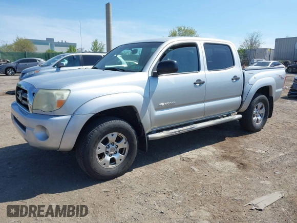 2006 Toyota Tacoma z VIN 5TELU42N66Z147725, wystawiony jako IAAI lot #42097752 z przebiegiem 206 452 mil mil oraz . Historia ofert i sprzedaży dostępna na DreamBid. Obrazek 16.