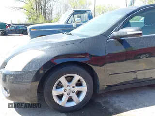 2008 Nissan Altima 3.5 SE with VIN 1N4BL21E28C140184, listed as a IAAI auction lot 41979848 with 146,107 mi miles. Bid and sale history available at carsss.com. Image 12.