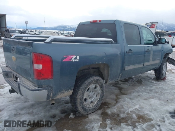 2011 Chevrolet Silverado 1500 LT with VIN 3GCPKSE30BG189500, listed as a IAAI auction lot 41657850 with 147,460 mi miles and . Bid and sale history available at DreamBid. Image 4.