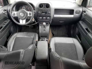 2017 Jeep Compass Sport SE z VIN 1C4NJDBB5HD128215, wystawiony jako Copart lot #60210685 z przebiegiem 95 943 mil mil oraz Szkoda całkowita • Salvage title. Historia ofert i sprzedaży dostępna na DreamBid. Obrazek 8.
