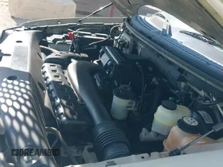 2006 Ford F-150 XLT z VIN 1FTPW12516FA46471, wystawiony jako IAAI lot #43484789 z przebiegiem 111 259 mil mil oraz . Historia ofert i sprzedaży dostępna na DreamBid. Obrazek 12.