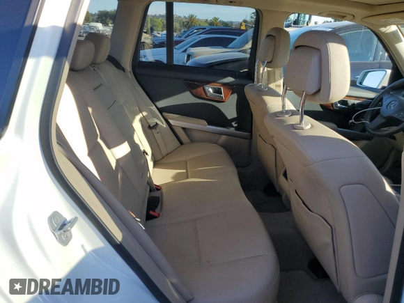 2011 Mercedes-Benz GLK 350 with VIN WDCGG5GB8BF531679, listed as a Copart auction lot 72500564 with 81,764 mi miles and Salvage Title. Bid and sale history available at DreamBid. Image 11.