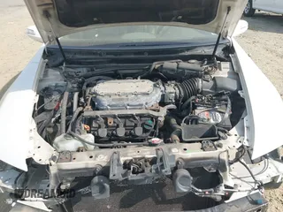 2010 Acura RL Technology with VIN JH4KB2F69AC000054, listed as a IAAI auction lot 42084536 with 290,743 mi miles and . Bid and sale history available at DreamBid. Image 10.